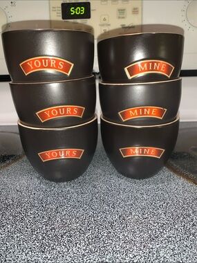 Le Creuset Brown & cream Bowls with red 'Mine' and 'Yours' Labels - Set of 6